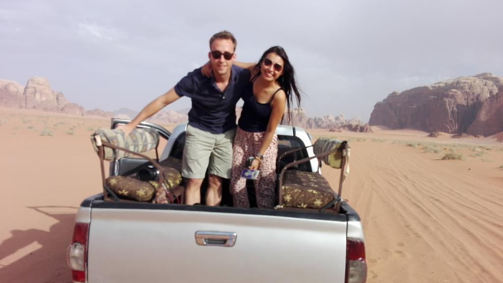 Black Irish Camp And Tours Wadi Rum Extérieur photo