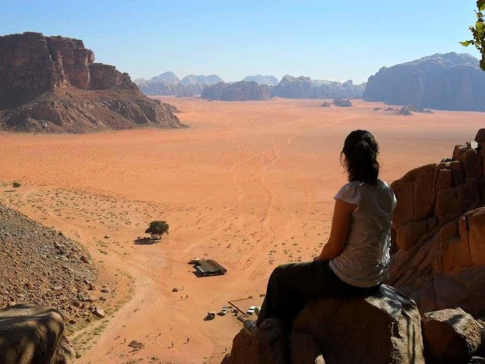 Black Irish Camp And Tours Wadi Rum Extérieur photo